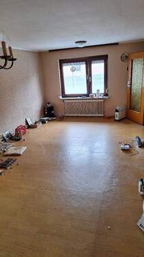 Zimmer nochm. im 1.OG zur Dachterrasse.jpg - 