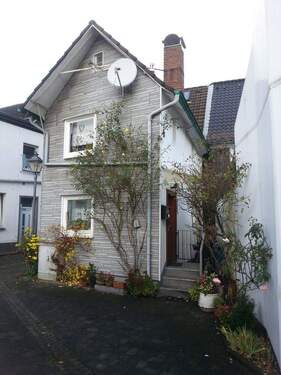 Vor Renovierung - Mehrfamilienhaus, Wohnhaus mit 108,00 m&sup2; in Leichlingen zum Kaufen