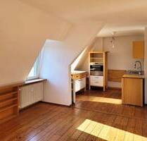 Altbaucharme im Nauwieser Viertel! Vermietetes Apartment im Dachgeschoss! - Saarbrücken St Johann