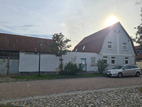 Bild 2 - 6 Zimmer Bauernhaus, Landhaus zum Kaufen in Burg