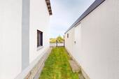 Zugang von Stellplatz Garage - 