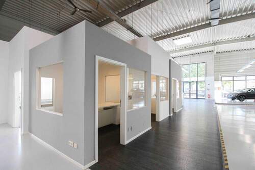 Bürofläche Hallenteil 1 - 