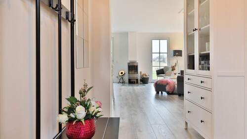 Flur - Mehrfamilienhaus, Wohnhaus mit 87,90 m&sup2; in Groß Schwansee zum Kaufen