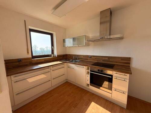 Die Einbauküche - Etagenwohnung mit 60,00 m&sup2; in Donauwörth zur Miete