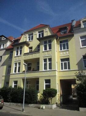 Vorderhaus - 3 Zimmer Etagenwohnung zur Miete in Hannover