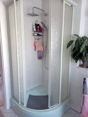Dusche DG.jpg - 