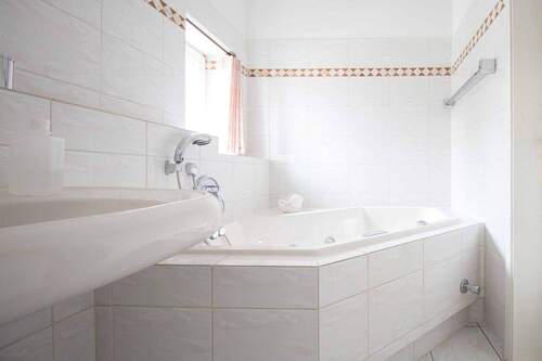 Badezimmer 1 DG II - 