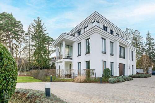 Außenansicht - Exklusive Wohnung mit Garten und Seezugang