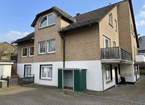 Außenansicht - Investieren in Warstein: Vermietete Erdgeschosswohnung in ruhiger Wohnlage!