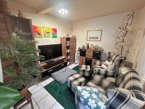 Wohn-/Esszimmer - 
