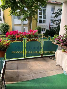 Balkon - Schöne, altersgerechte Wohnung - 242.000,00 EUR Kaufpreis, ca.  67,00 m² Wohnfläche