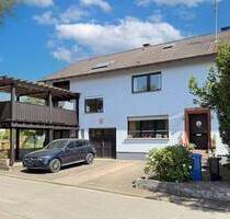 Großzügiges Haus mit Einliegerwohnung in 66882 Hütschenhausen zu verkaufen