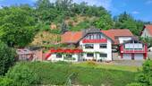 Gesamtansicht - 1 Zimmer Mehrfamilienhaus, Wohnhaus zum Kaufen in Bötzingen