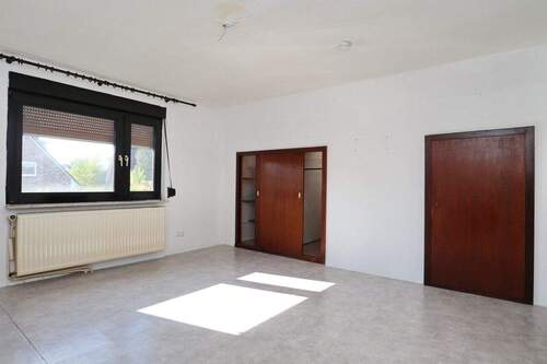 Raum 2 (2) - 
