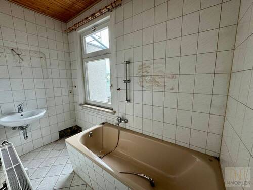OG: Badezimmer - 