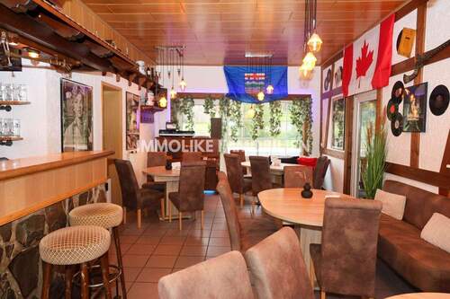 250925_oberzell_Gaststätte (1 von 13) - 