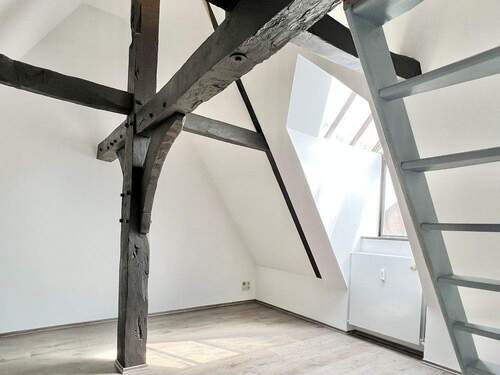 Dachstudio - Etagenwohnung mit 75,30 m&sup2; in Lemgo zur Miete