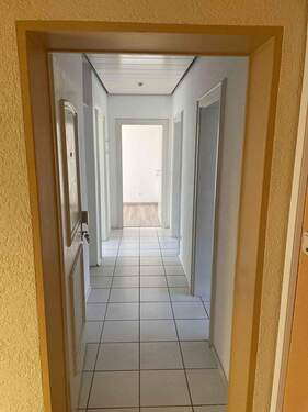 Bild 1 - 3 Zimmer Küche Bad - 185.000,00&nbsp;EUR Kaufpreis, ca.&nbsp; 62,40&nbsp;m&sup2;&nbsp;Wohnfl&auml;che