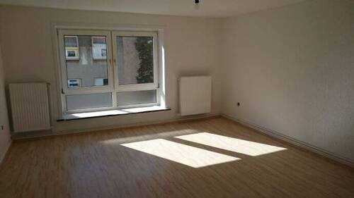 Bild 3 - 3 Zimmer Etagenwohnung in Hildesheim