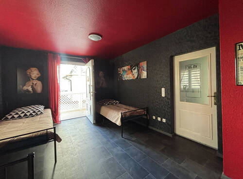 Großes Zimmer im EG - 