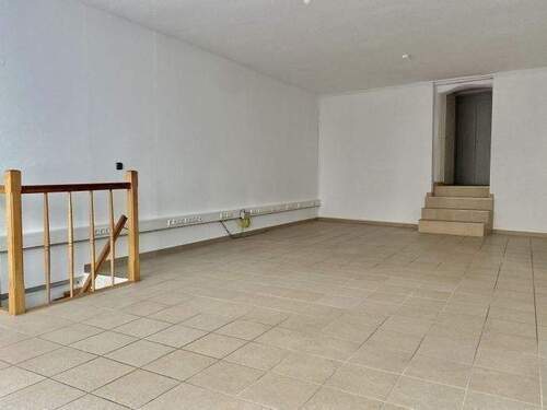 Geschäftsraum II - Zugang Keller - Abstellraum - 2 Zimmer Gewerbeobjekt (Büro, Produktion, Verkauf) in Hamburg