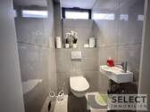 WC ELW - 