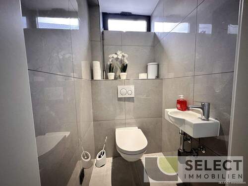 WC ELW - 