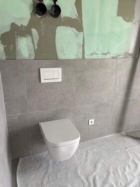 Toilette im Bad - 