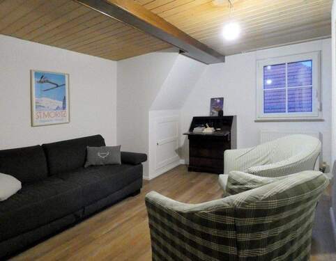 Ansprechende Single-Whg.! - Charmante Single-Dachgeschosswohnung - klein, fein und mitten in der Altstadt von Bad Wimpfen