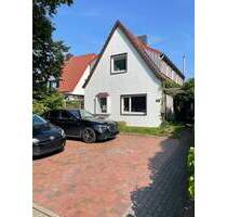 Charmantes Familienhaus in Oberneuland - großer Garten & viel Potenzial - Bremen