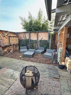 Blick auf dem Sitzplatz - 5 Zimmer Einfamilienhaus in Küssaberg