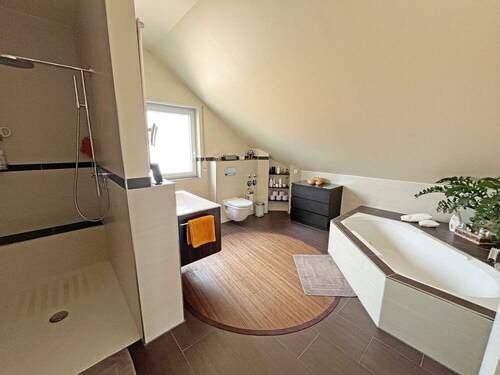 Badezimmer DG - 