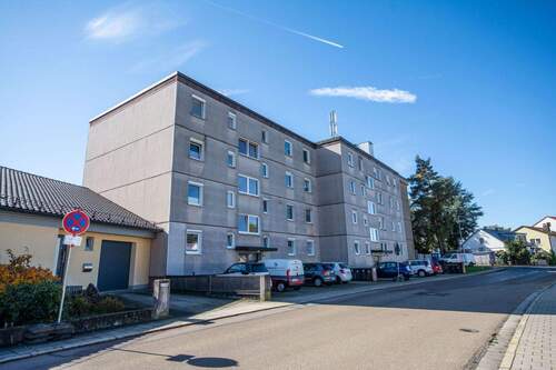 Das Haus - ***Vermietete 2,5-Zi.-Wohnung ganz oben***