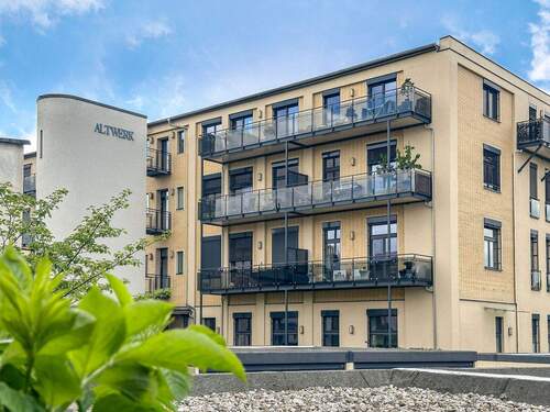 Reprasentatives Mehrfamilienhaus - Einfamilienhaus in Muldestausee zum Kaufen