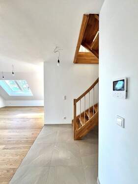Flur_Eingang - 3 Zimmer Etagenwohnung zum Kaufen in München
