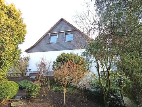 Außenansicht - 7 Zimmer Einfamilienhaus zum Kaufen in Sprockhövel