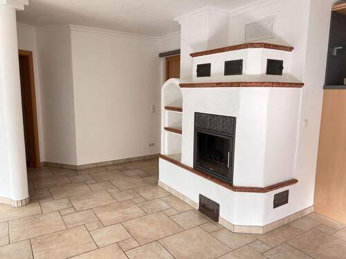 Kachelofen - 2 Zimmer Etagenwohnung in Hausen