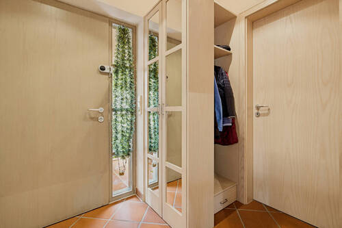 Eingangsbereich - 8 Zimmer Einfamilienhaus in Karlsruhe / Grünwettersbach