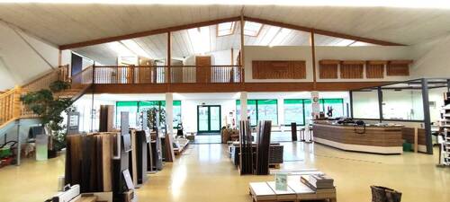 Halle+Empore - 