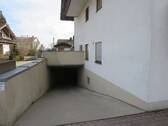 Tiefgaragenabfahrt - 