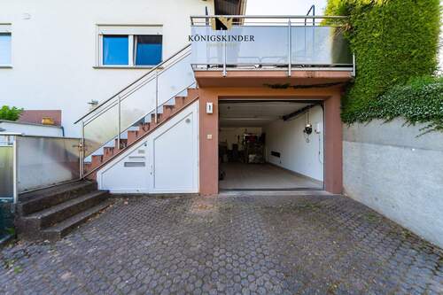 Garage - 6 Zimmer Einfamilienhaus zum Kaufen in Lobbach