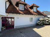 Haustüre - 2 Zimmer Etagenwohnung zum Kaufen in Unterkirnach