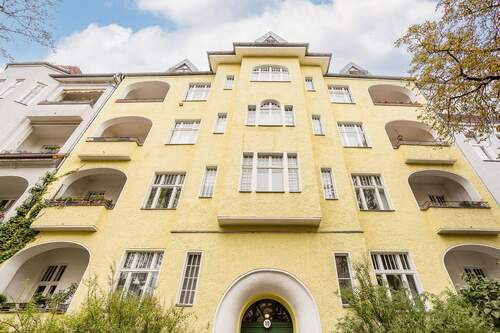 Hausansicht - 6 Zimmer Etagenwohnung in Berlin-Friedenau