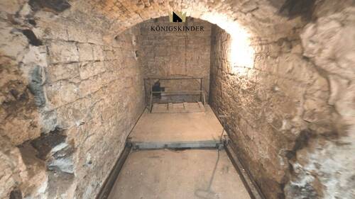 ehem. Lastenaufzug - 