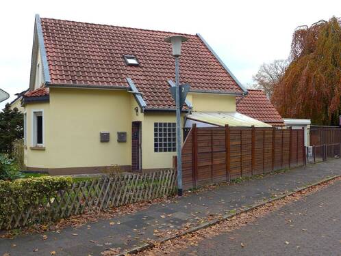 Seitenansicht - 4 Zimmer Mehrfamilienhaus, Wohnhaus in Oldenburg