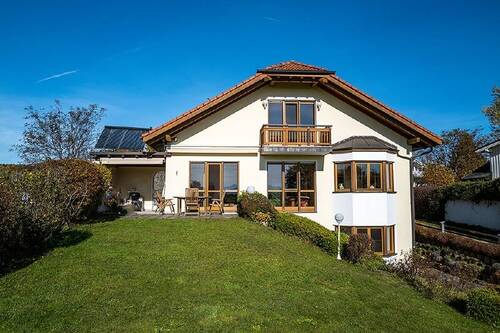 Ansicht III - Mehrfamilienhaus, Wohnhaus mit 270,00 m&sup2; in Tutzing zur Miete