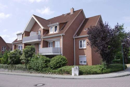 Hausansicht/Rückseite - 3-Zimmer-Wohnung im beliebten Schwedenviertel in Stade
