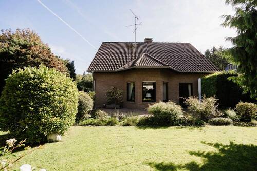 Ausblick - Juwel in bester Lage Kettwig - freistehendes Einfamilienhaus mit Süd-Garten & Garage