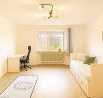 WG: Liebevoll eingerichtetes, ruhiges WG-Zimmer in Milbertshofen - München Milbertshofen-Am Hart