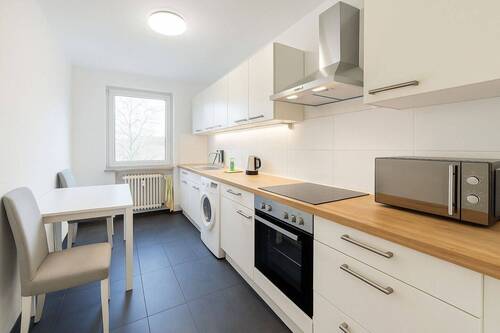 Küche - 4 Zimmer Etagenwohnung in München